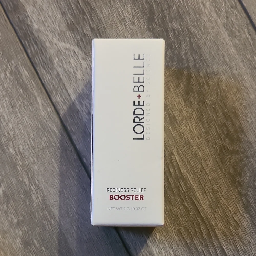 Lorde + Belle Redness‎ Relief Booster